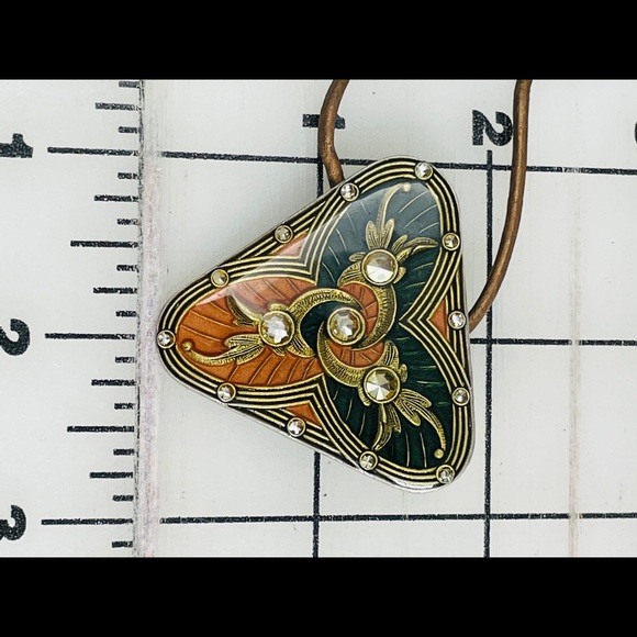 Catherine Popeseco Pendant / Pin - Picture 6 of 6